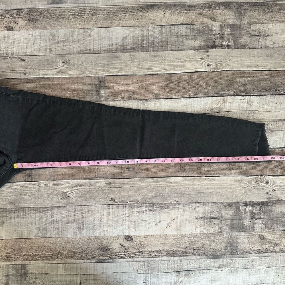 Joe’s Jeans Women’s Black Wash Raw Hem Skinny Jeans | 26 - Picture 5 of 8